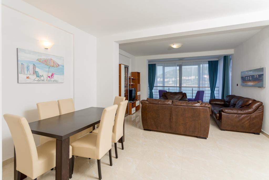 Adriatic Raf Apartments Budva Bagian luar foto