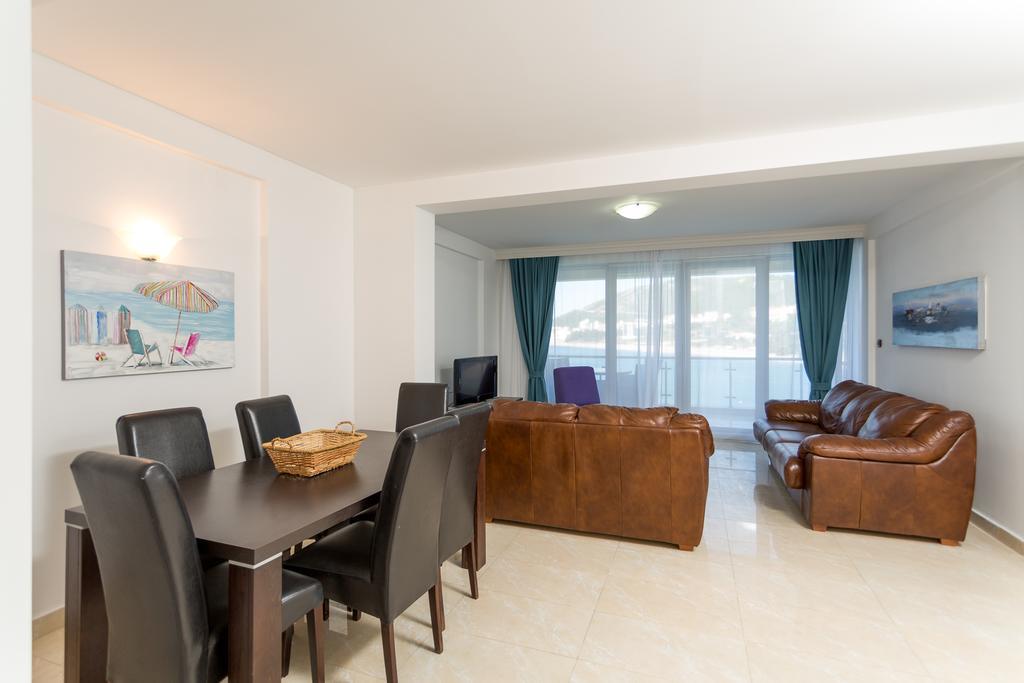 Adriatic Raf Apartments Budva Bagian luar foto